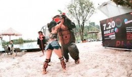 漫展現場吃瓜,吃瓜群眾圍觀奇聞軼事