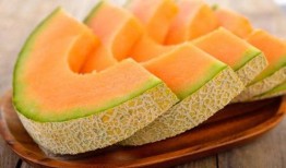 吃哈密瓜總想尿,甜蜜誘惑背后的“尿意”之謎