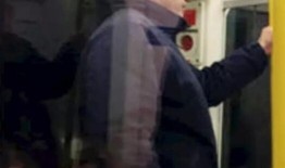 英國留學紳士吃瓜,英國留學紳士的趣味吃瓜日常