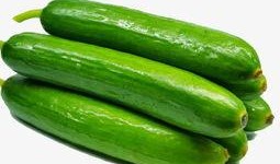 溪邊吃瓜拍照圖片,定格夏日美好時光