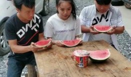 搞笑吃瓜比賽片段,笑料百出！搞笑吃瓜大賽精彩瞬間大盤點