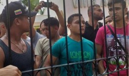 軍人吃瓜隊友,戰友間的歡樂時光