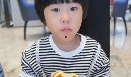 親子頭像吃瓜,揭秘明星家庭溫馨瞬間