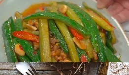 夢(mèng)見別人給瓜自己吃