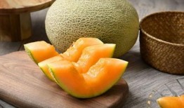 牛人吃哈密瓜餅干,吃下哈密瓜餅干，挑戰味蕾極限！