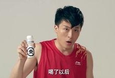 吃瓜模特奶奶,揭秘網(wǎng)紅界的“老頑童”