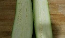 坐月子吃角瓜好嗎,坐月子期間食用角瓜的益處與注意事項