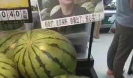 小黑在線吃瓜頭像