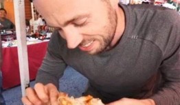 杭州老外吃瓜事件,一場跨國文化交流的意外風(fēng)波