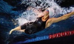 吃瓜爬山穿泳衣,吃瓜、爬山、穿泳衣的歡樂(lè)之旅