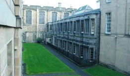 愛丁堡留學(xué)吃瓜群,揭秘留學(xué)生活那些事兒