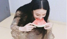 吃瓜穿書女,吃瓜少女的奇幻冒險(xiǎn)之旅