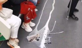 地鐵小姐姐吃瓜,揭秘都市生活百態(tài)