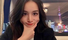 lol吃瓜女博主,揭秘電競圈幕后故事